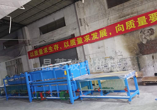 小型玻璃(lí)鋼(gāng)化爐 小型玻璃(lí)鋼化爐