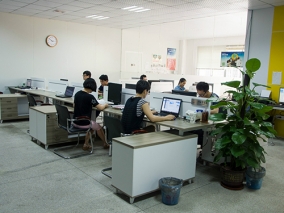 小型玻璃鋼化（huà）爐